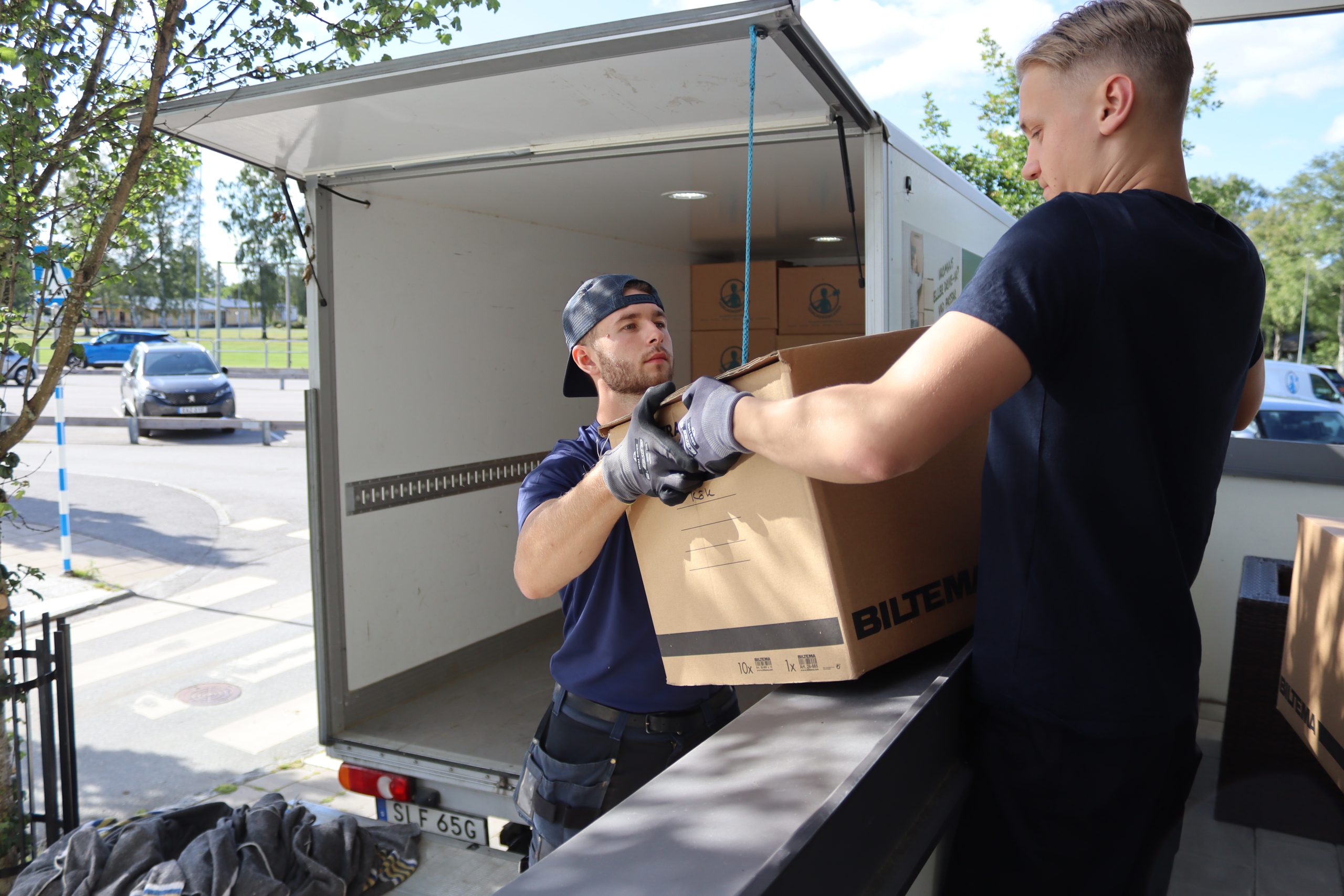 Skydd av möbler vid flytt inom samma område